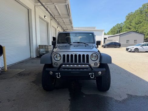 Used 2015 Jeep Wrangler Sport w/ Quick Order Package 24S AWD/4WD image 2