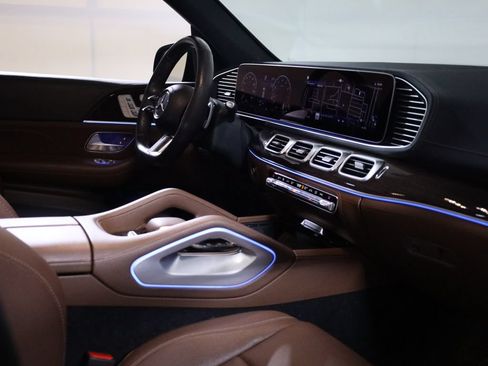 Used 2024 Mercedes-Benz GLS 450 4MATIC image 67