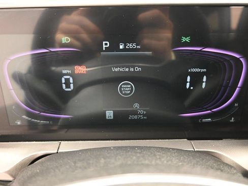Used 2025 Kia Telluride S AWD/4WD image 14