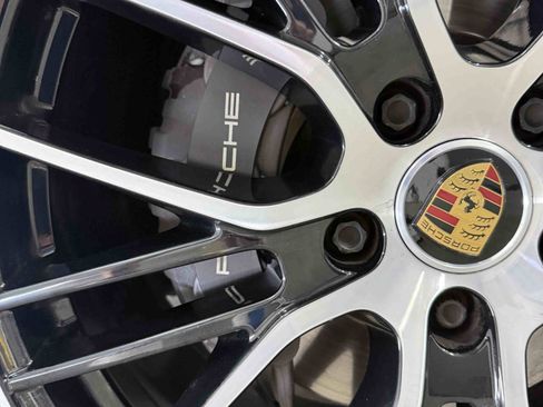 Used 2022 Porsche Panamera Platinum Edition RWD image 37
