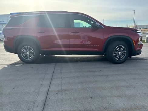 New 2026 Chevrolet Traverse LT w/ Driver Confidence Package image 2