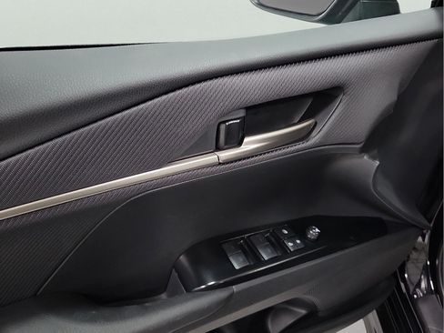 Certified 2026 Toyota Camry SE FWD image 10