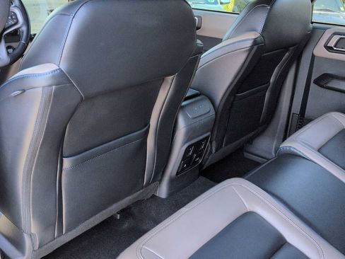 Used 2024 Ford Bronco Wildtrak AWD/4WD image 19