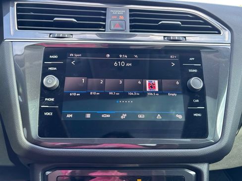 Used 2024 Volkswagen Tiguan SE AWD/4WD image 67