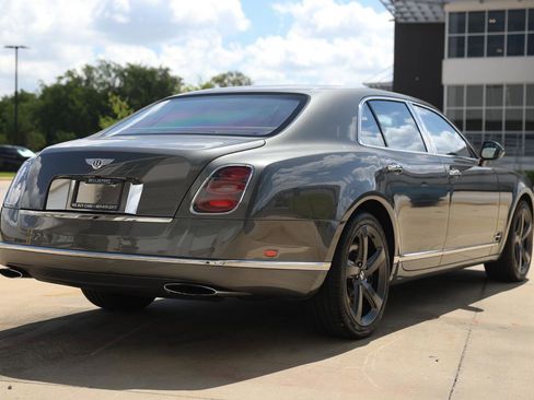 Used 2016 Bentley Mulsanne Speed RWD image 11