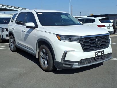 Used 2025 Honda Pilot EX-L