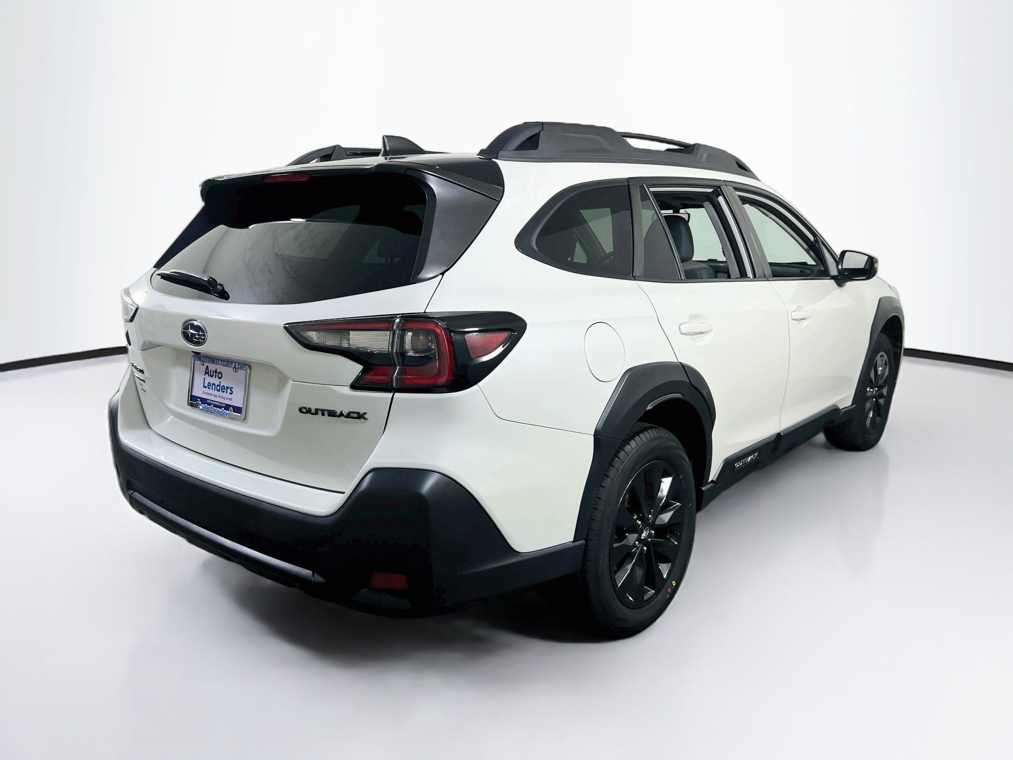 Used 2023 Subaru Outback Onyx Edition AWD/4WD image 5
