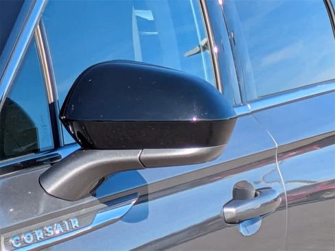 Used 2022 Lincoln Corsair FWD w/ Premium Package image 11