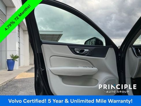 Certified 2023 Volvo S60 B5 Core image 13