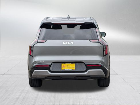 Certified 2024 Kia EV9 Land AWD/4WD image 6