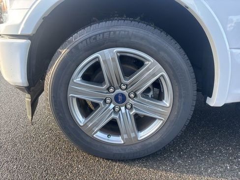 Used 2019 Ford F150 XLT w/ Equipment Group 302A Luxury image 6