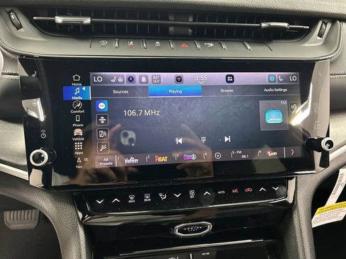 New 2026 Jeep Grand Cherokee Altitude AWD/4WD image 15