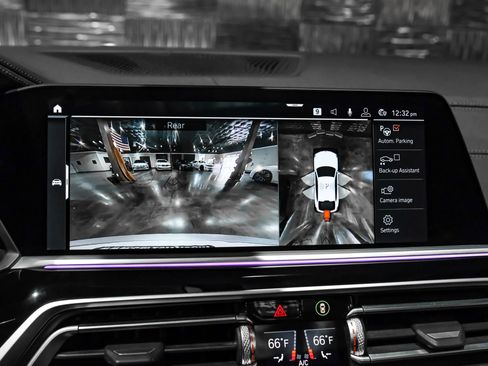 Used 2020 BMW X6 xDrive40i w/ Executive Package image 25