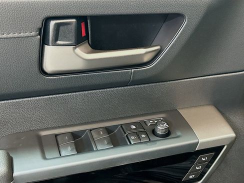 New 2026 Toyota Tundra Limited AWD/4WD image 15
