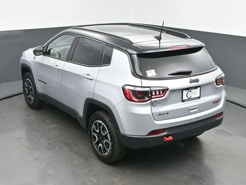 Used 2024 Jeep Compass Trailhawk w/ Sun and Sound Group AWD/4WD image 41
