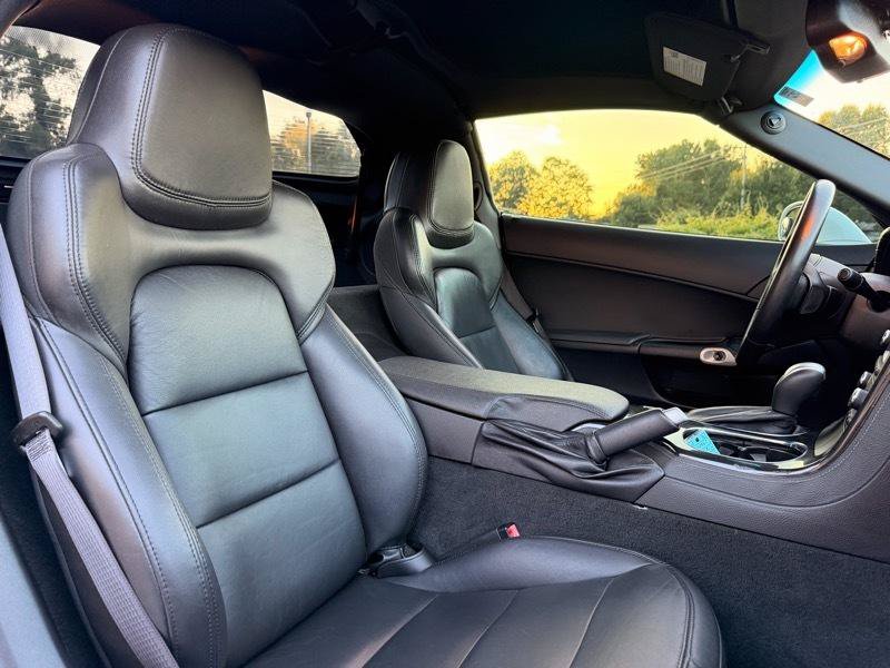 Used 2013 Chevrolet Corvette Coupe RWD image 19