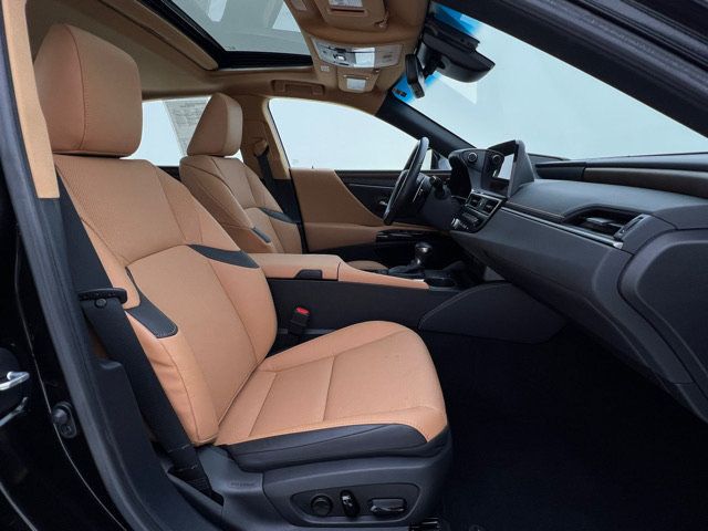 Used 2025 Lexus ES 350 w/ Premium Package FWD image 14