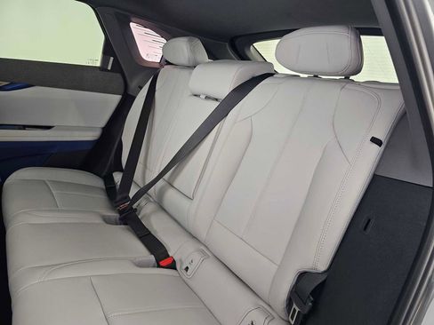 New 2026 Cadillac Optiq Luxury 1 image 18