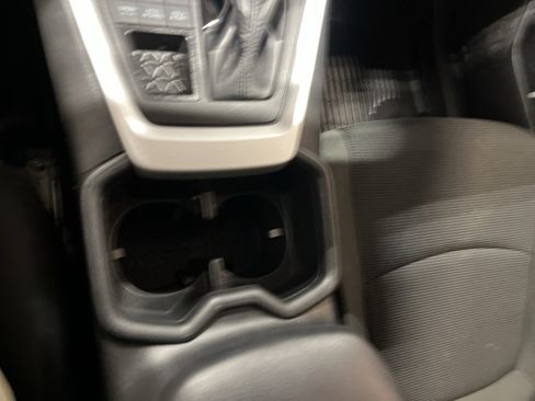 Used 2024 Toyota RAV4 LE AWD/4WD image 21