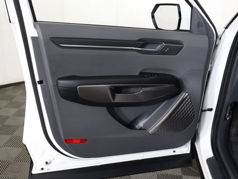 Used 2024 Kia EV9 Light RWD image 24
