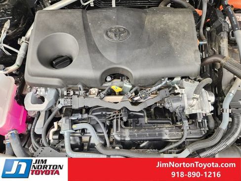 Used 2025 Toyota RAV4 XLE Premium AWD/4WD image 32