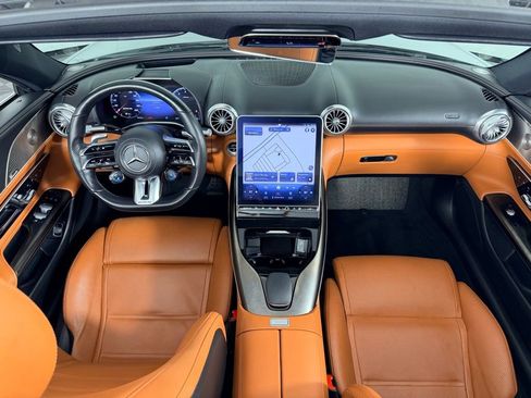 Used 2022 Mercedes-Benz SL 55 AMG 4MATIC image 16