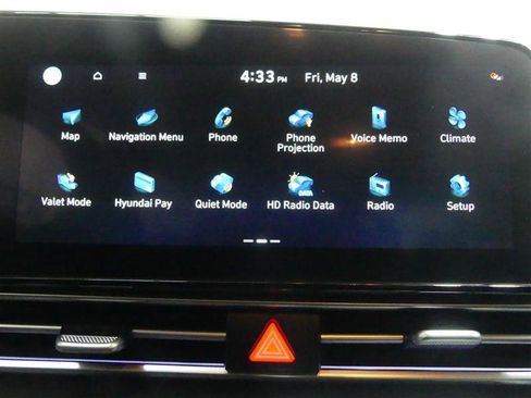 Used 2025 Hyundai Elantra Limited FWD image 41