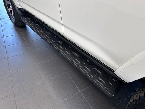 Used 2020 Toyota 4Runner TRD Off-Road AWD/4WD image 11
