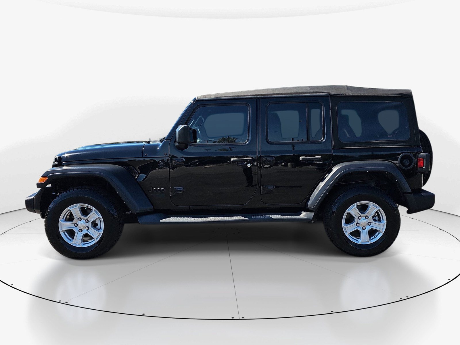 Used 2021 Jeep Wrangler Unlimited Sport AWD/4WD image 7