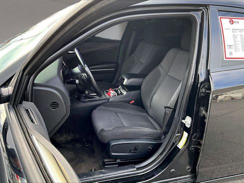Used 2019 Dodge Charger SXT AWD/4WD image 26
