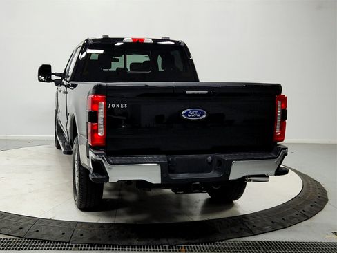 Used 2024 Ford F250 Lariat w/ Chrome Package image 6