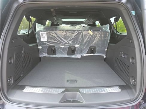 New 2026 Chevrolet Suburban Premier AWD/4WD image 25