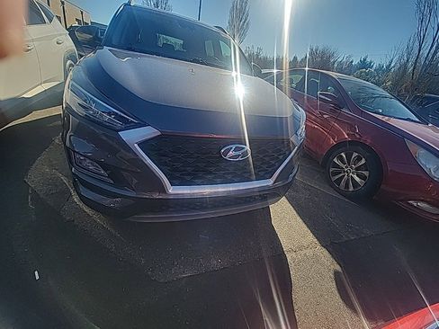Certified 2021 Hyundai Tucson Sport image 2