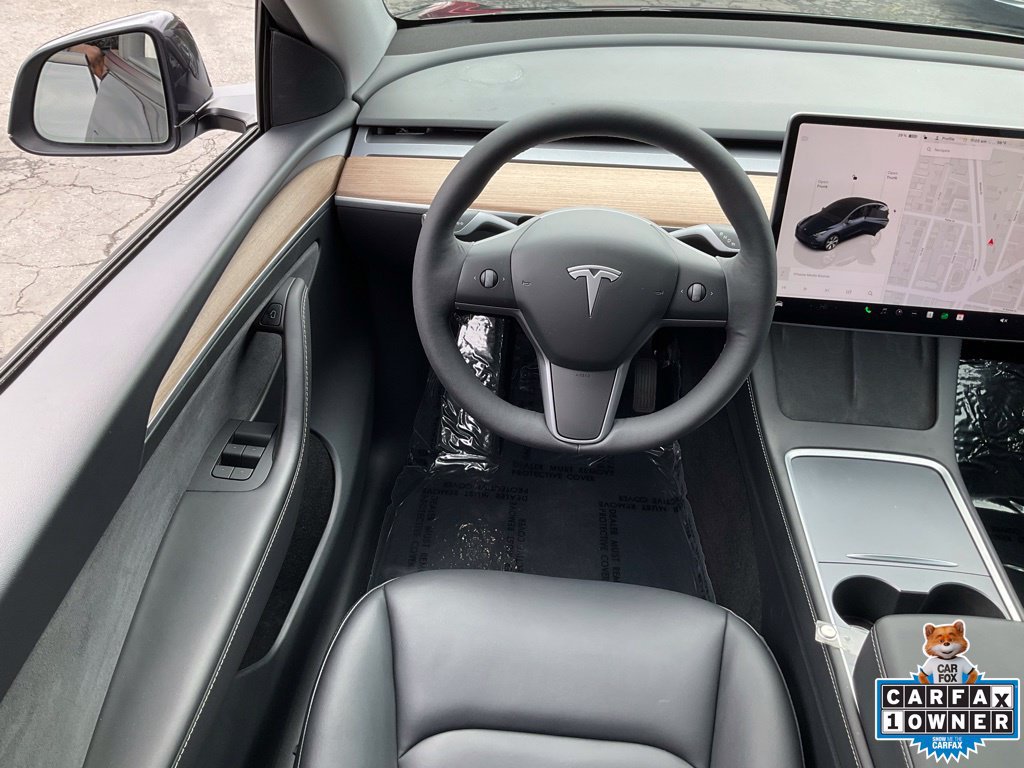 Used 2024 Tesla Model Y 2WD image 33
