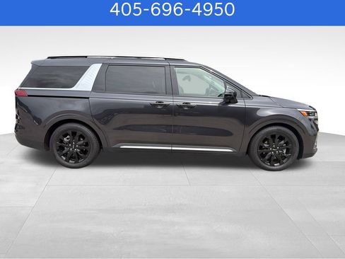 Used 2022 Kia Carnival SX Prestige FWD image 6