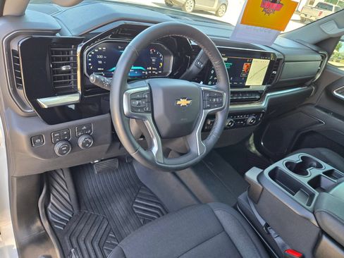Certified 2026 Chevrolet Silverado 1500 LT AWD/4WD image 10