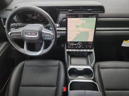 Used 2026 GMC Terrain Elevation w/ Elevation Premium Package image 26