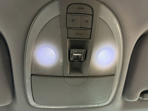 Used 2013 Hyundai Genesis 5.0 R-Spec image 34