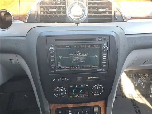 Used 2012 Buick Enclave Premium image 15