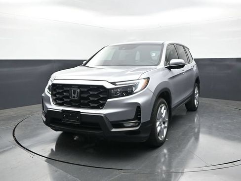 Used 2024 Honda Passport EX-L image 4