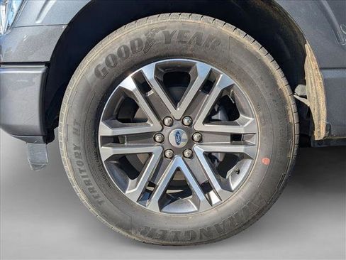 Used 2022 Ford F150 XL w/ STX Appearance Package image 19