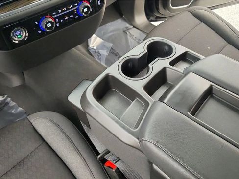 Used 2023 Chevrolet Silverado 1500 LT image 34