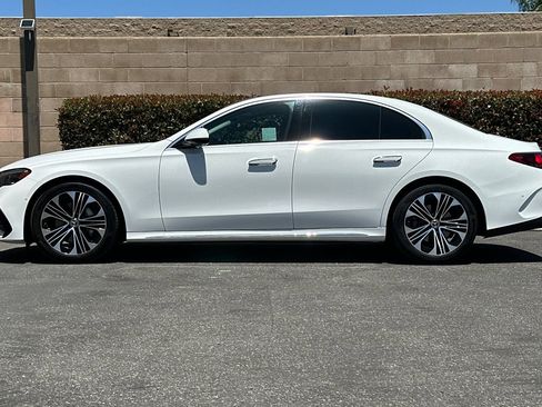 Used 2025 Mercedes-Benz E 350 Sedan image 7