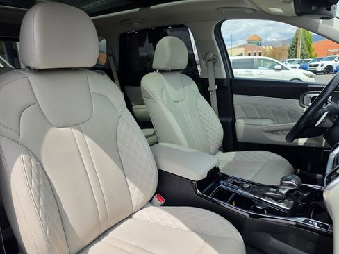Certified 2023 Kia Sorento SX AWD/4WD image 20