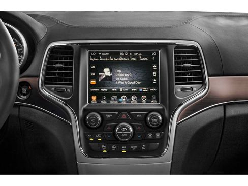 Used 2015 Jeep Grand Cherokee Overland AWD/4WD image 7