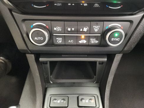 Certified 2019 Acura ILX w/ Premium Package image 23