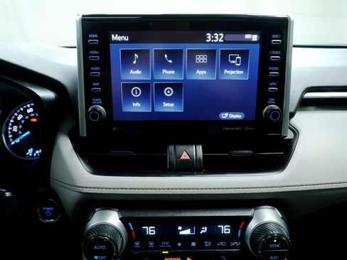 Used 2022 Toyota RAV4 XLE w/ Convenience Package AWD/4WD image 19