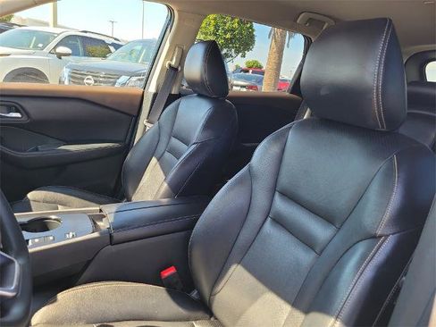 Certified 2022 Nissan Rogue SV image 21