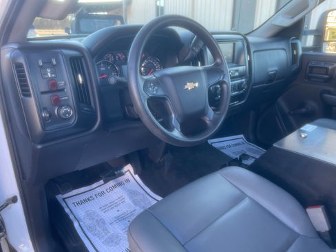 Used 2016 Chevrolet Silverado 3500 W/T image 12