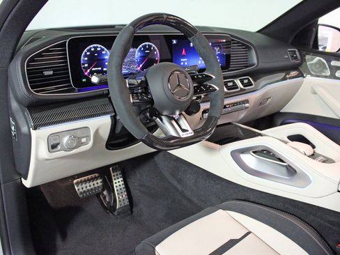 Certified 2026 Mercedes-Benz GLE 450 4MATIC image 16